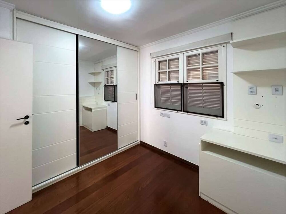 Casa de Condomínio à venda com 4 quartos, 360m² - Foto 11