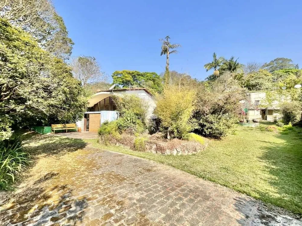 Casa, 4 quartos, 253 m² - Foto 1