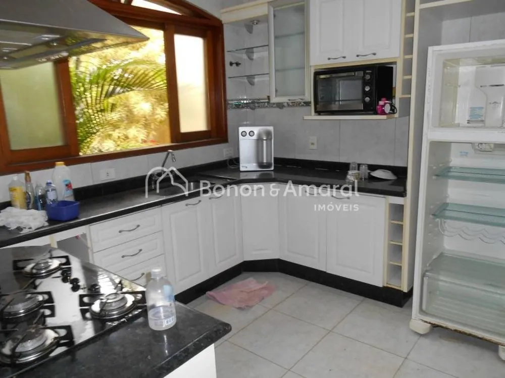 Casa, 5 quartos, 230 m² - Foto 1