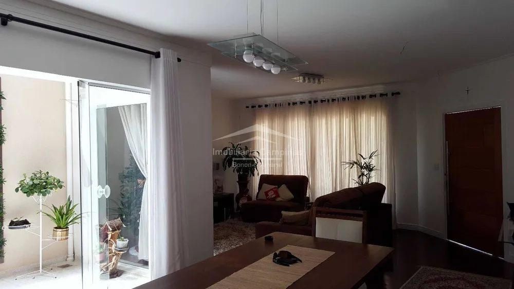Casa, 4 quartos, 220 m² - Foto 4