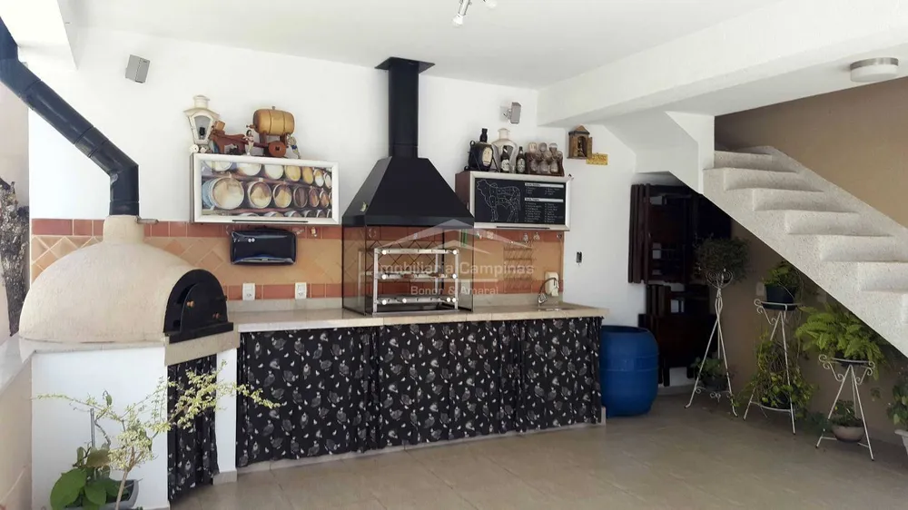Casa, 4 quartos, 220 m² - Foto 1