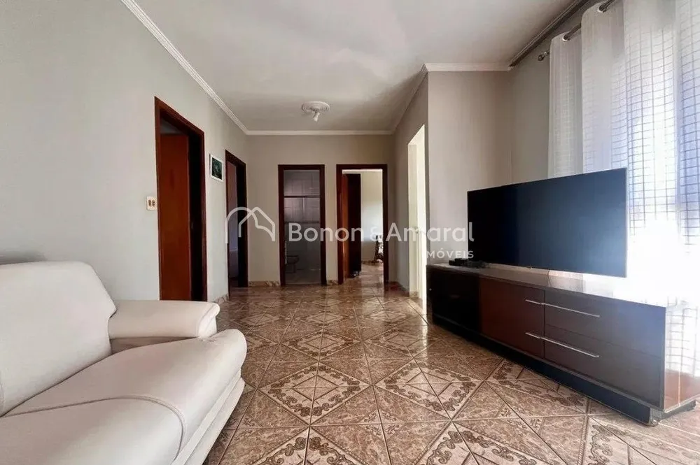 Casa, 3 quartos, 196 m² - Foto 2