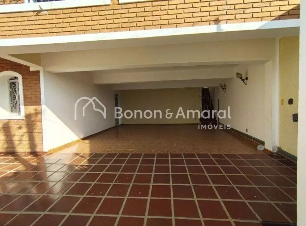 Casa, 3 quartos, 297 m² - Foto 1