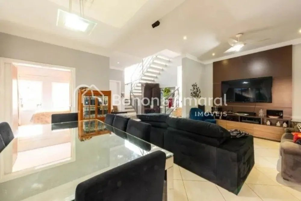 Casa, 5 quartos, 360 m² - Foto 1