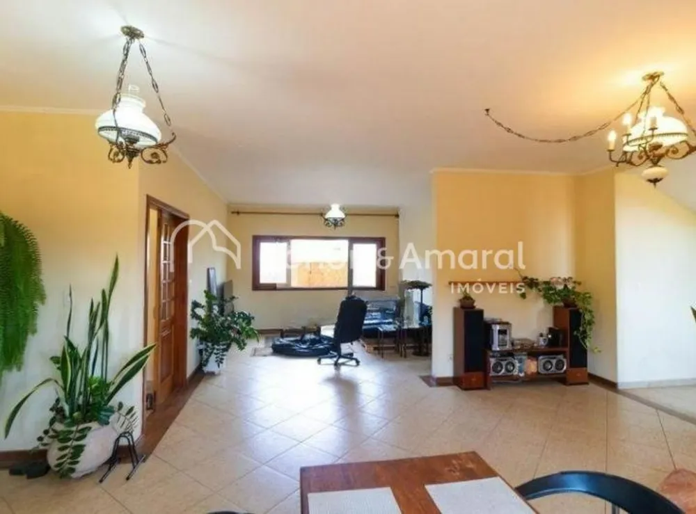 Casa, 3 quartos, 313 m² - Foto 3