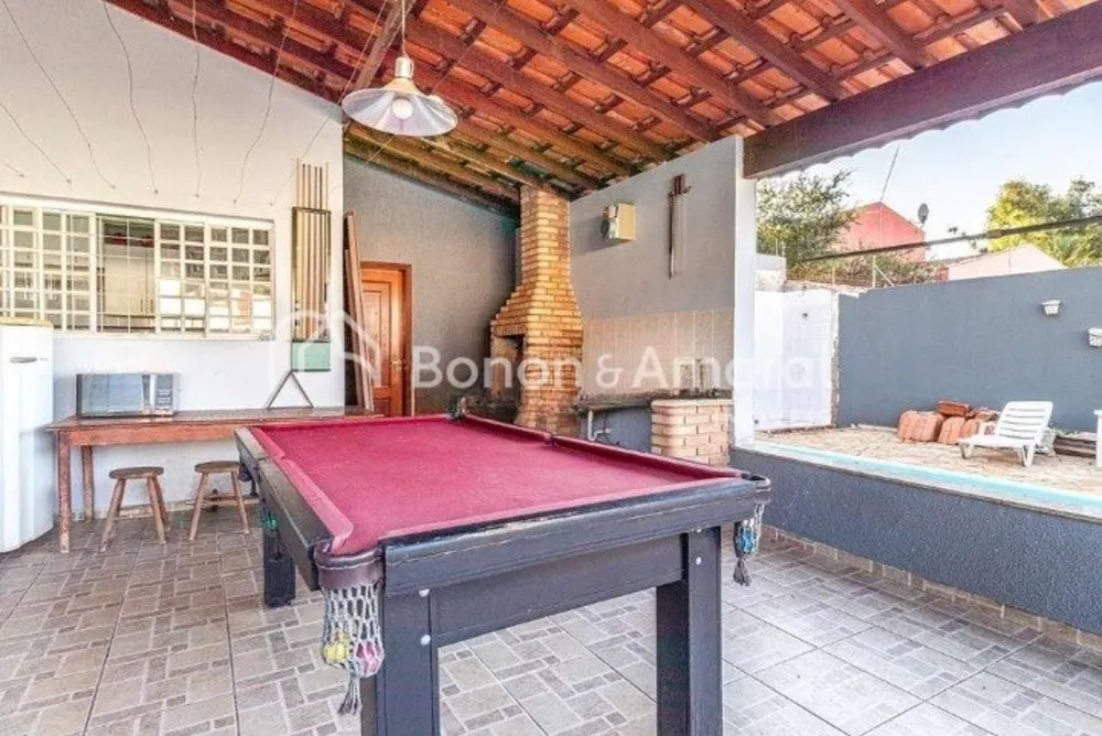 Casa, 3 quartos, 197 m² - Foto 1