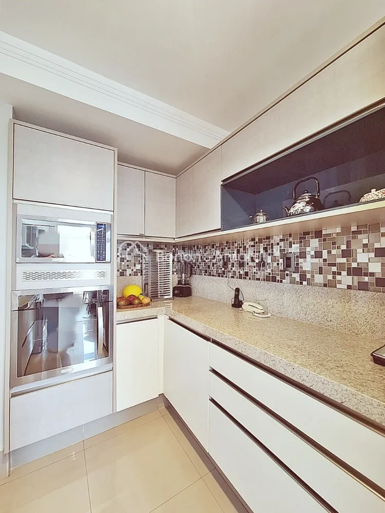 Apartamento, 3 quartos, 136 m² - Foto 2