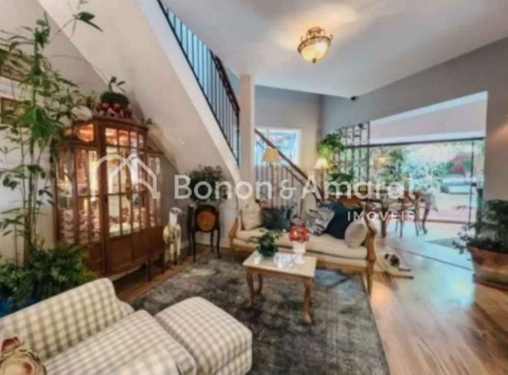 Casa, 3 quartos, 209 m² - Foto 2