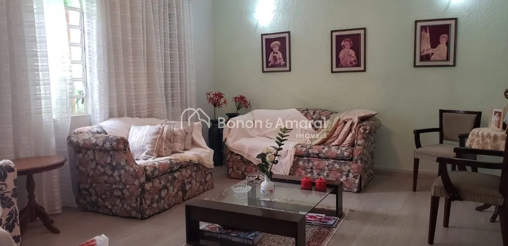 Casa, 3 quartos, 236 m² - Foto 2