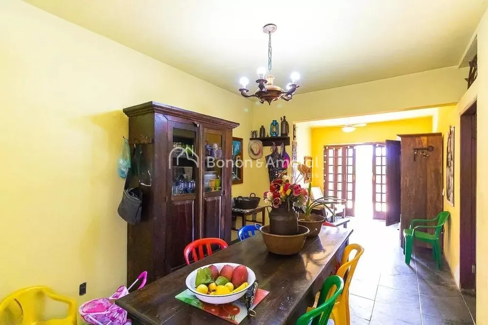 Casa, 4 quartos, 214 m² - Foto 2