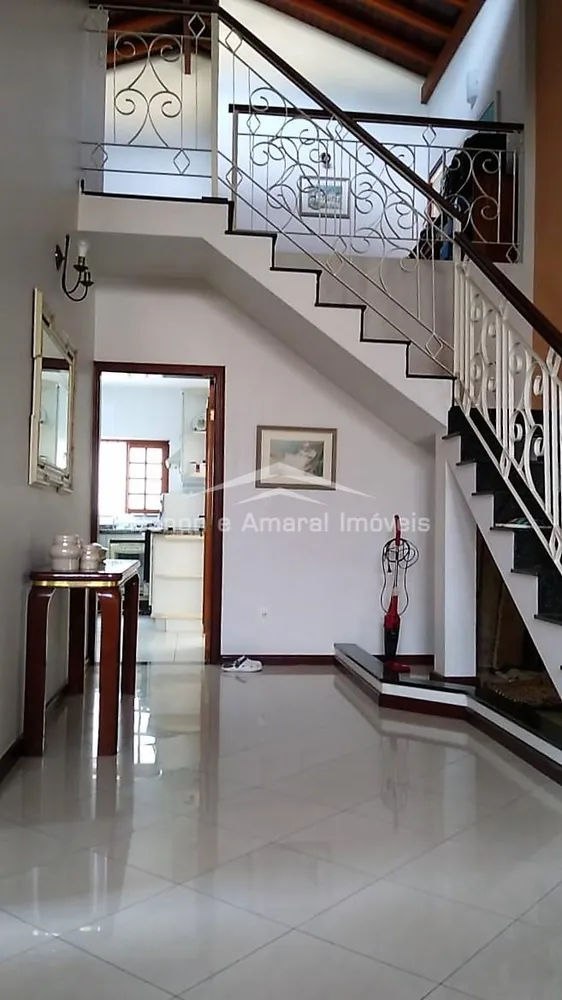 Casa, 4 quartos, 258 m² - Foto 4