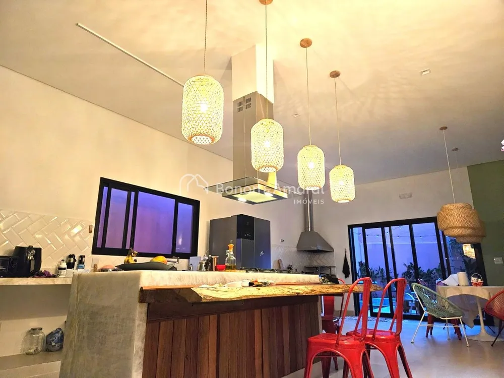 Casa, 3 quartos, 194 m² - Foto 1