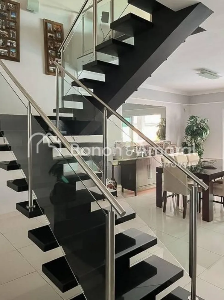 Casa, 3 quartos, 250 m² - Foto 4