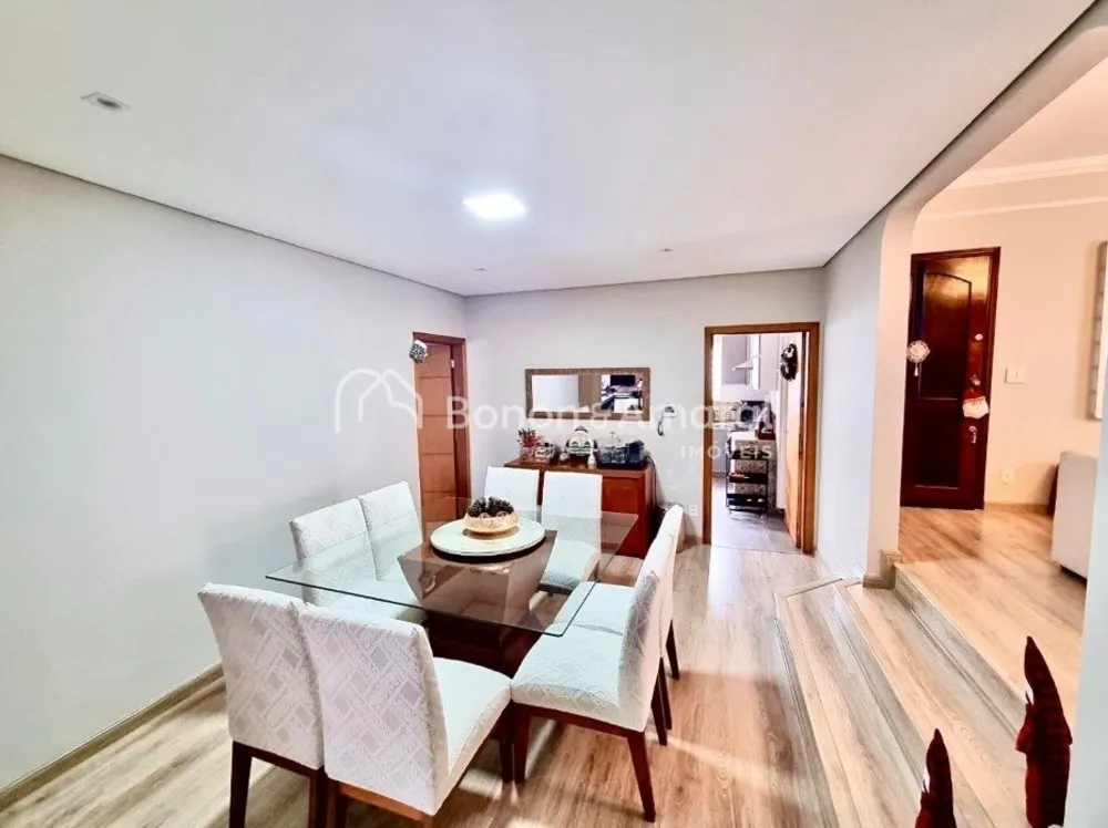 Casa, 3 quartos, 184 m² - Foto 4