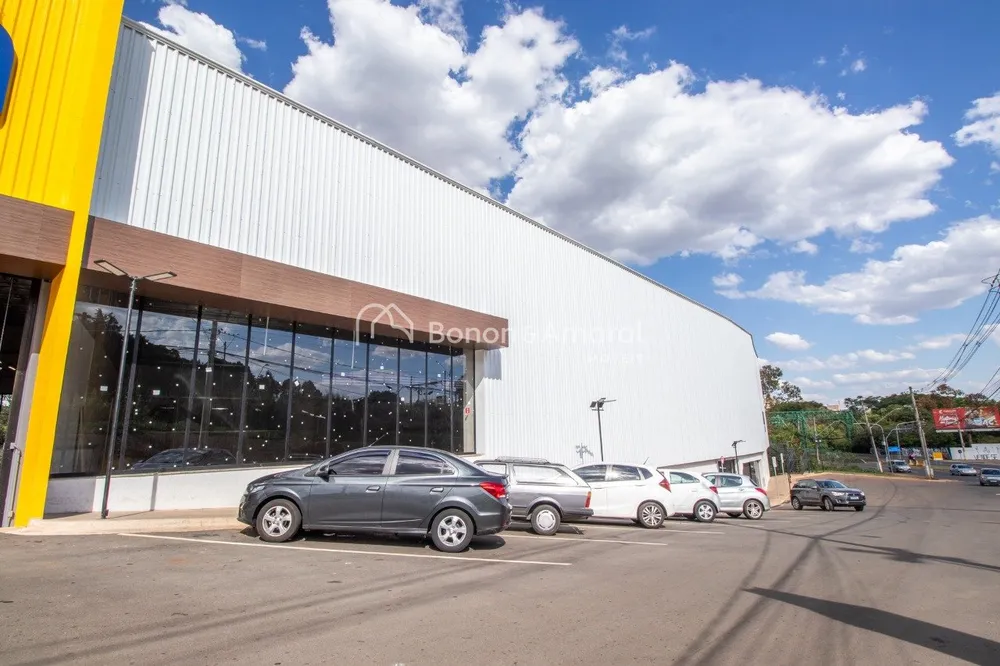 Sala-Conjunto, 900 m² - Foto 1