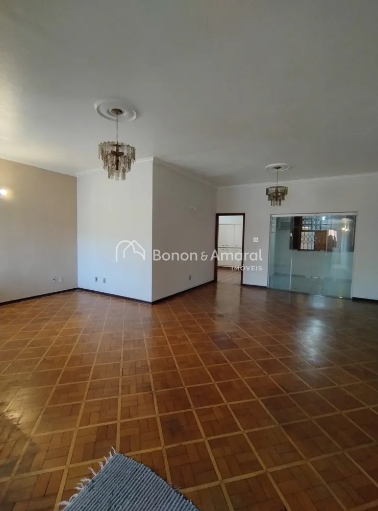 Casa, 3 quartos, 203 m² - Foto 2