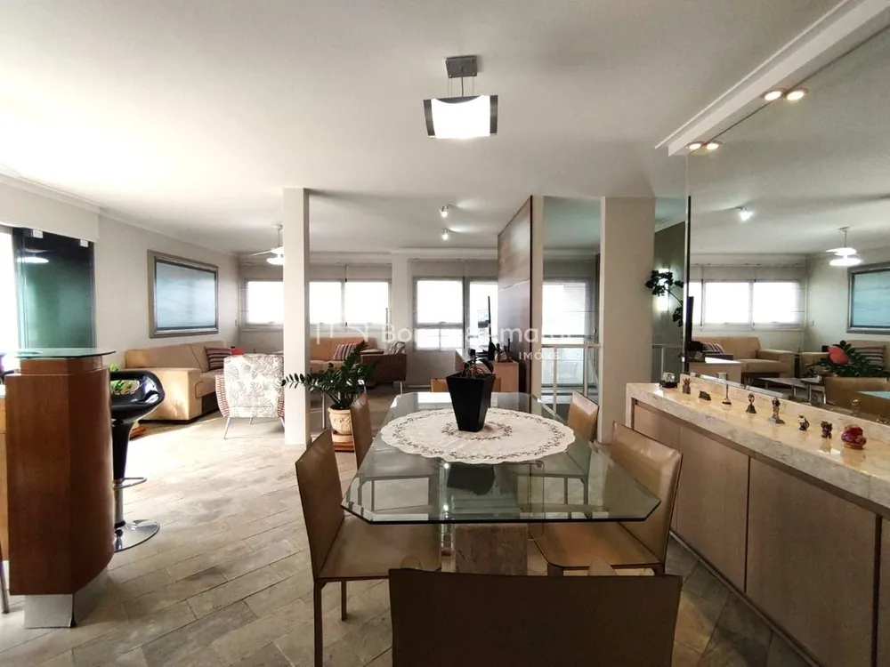 Apartamento, 3 quartos, 210 m² - Foto 1