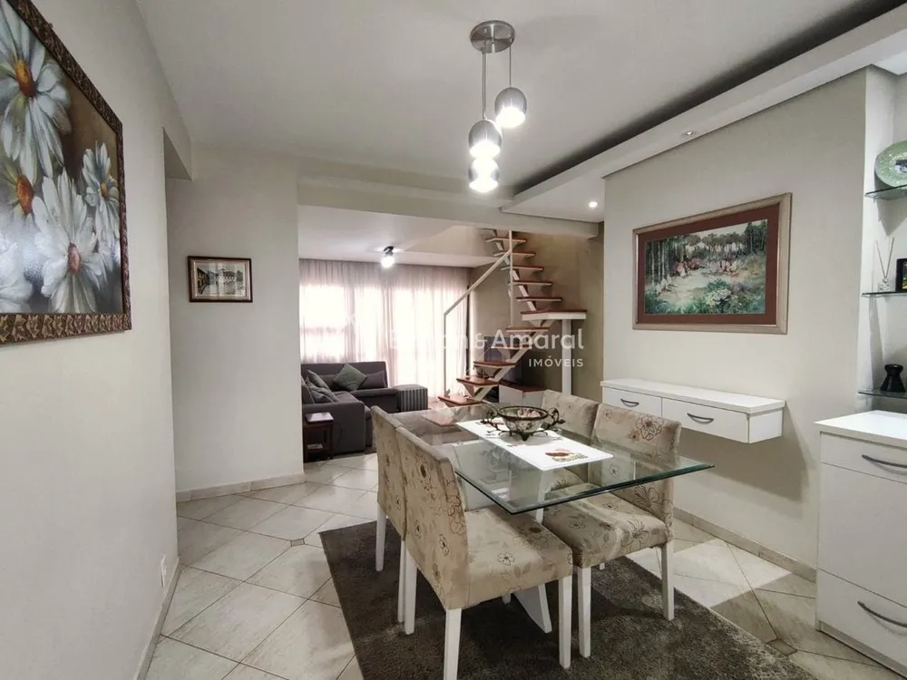 Apartamento, 3 quartos, 210 m² - Foto 2