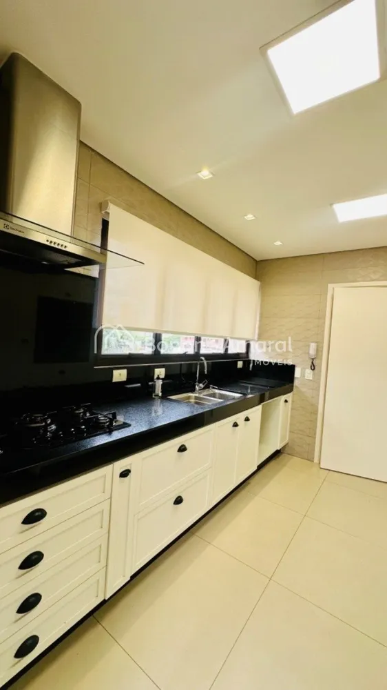 Apartamento, 4 quartos, 237 m² - Foto 2