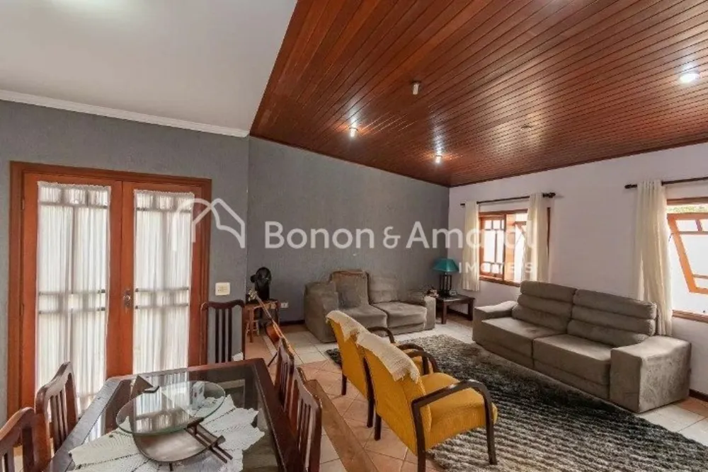Casa, 4 quartos, 272 m² - Foto 1