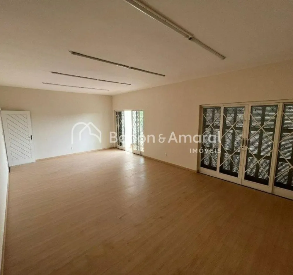 Casa, 3 quartos, 330 m² - Foto 2