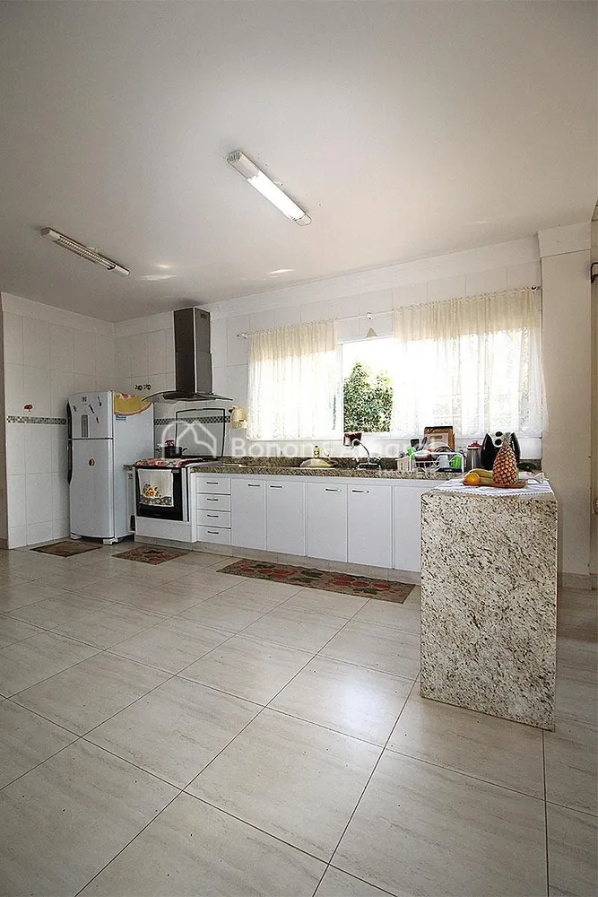 Casa, 3 quartos, 300 m² - Foto 1