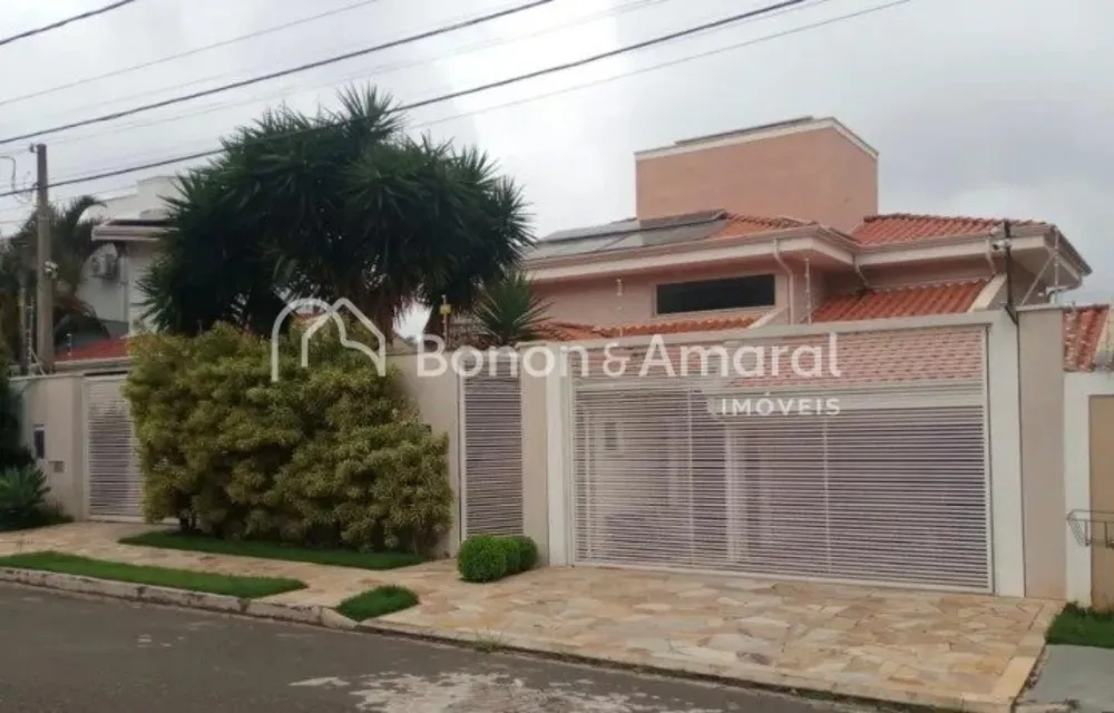 Casa, 3 quartos, 250 m² - Foto 1