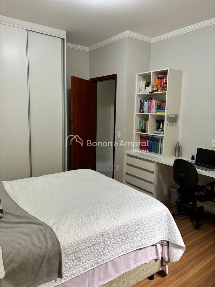 Casa, 3 quartos, 219 m² - Foto 2