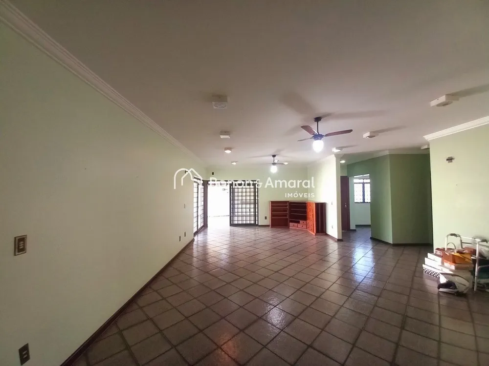 Casa, 4 quartos, 302 m² - Foto 1