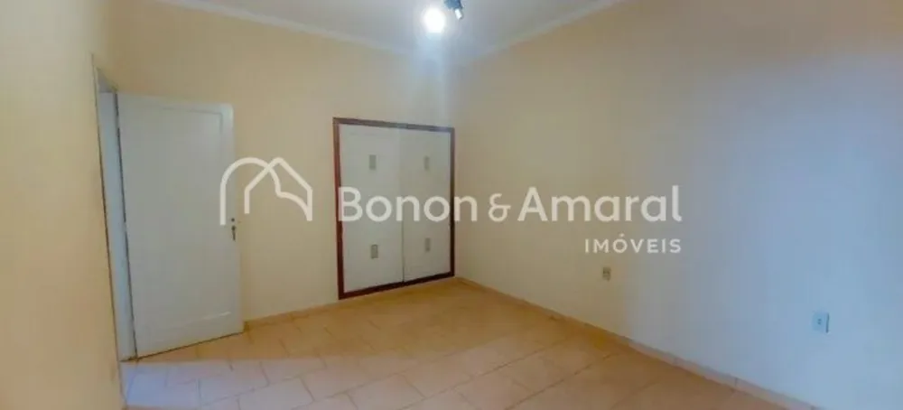 Casa, 3 quartos, 211 m² - Foto 3