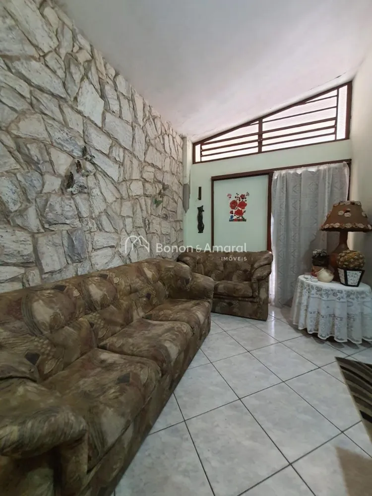 Casa, 3 quartos, 212 m² - Foto 2