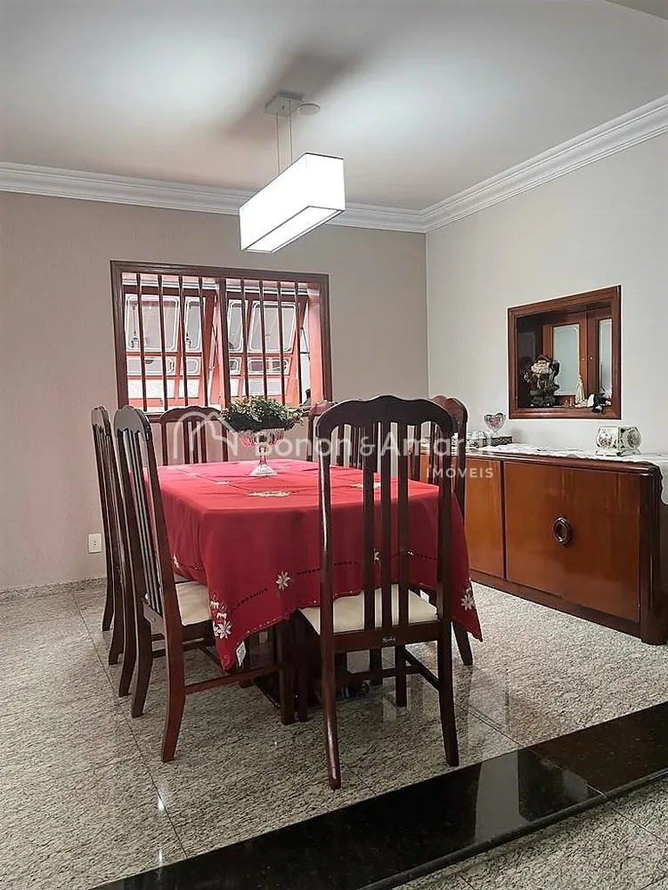 Casa, 4 quartos, 318 m² - Foto 2