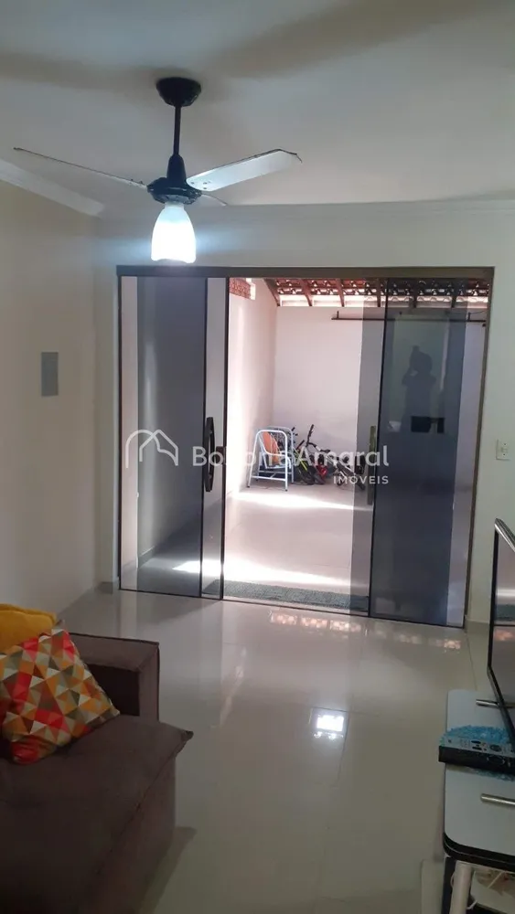 Casa, 2 quartos, 100 m² - Foto 2