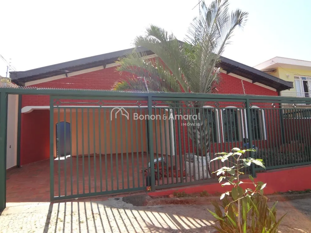Casa, 3 quartos, 226 m² - Foto 1