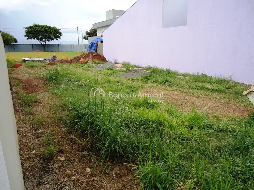 Terreno, 300 m² - Foto 1