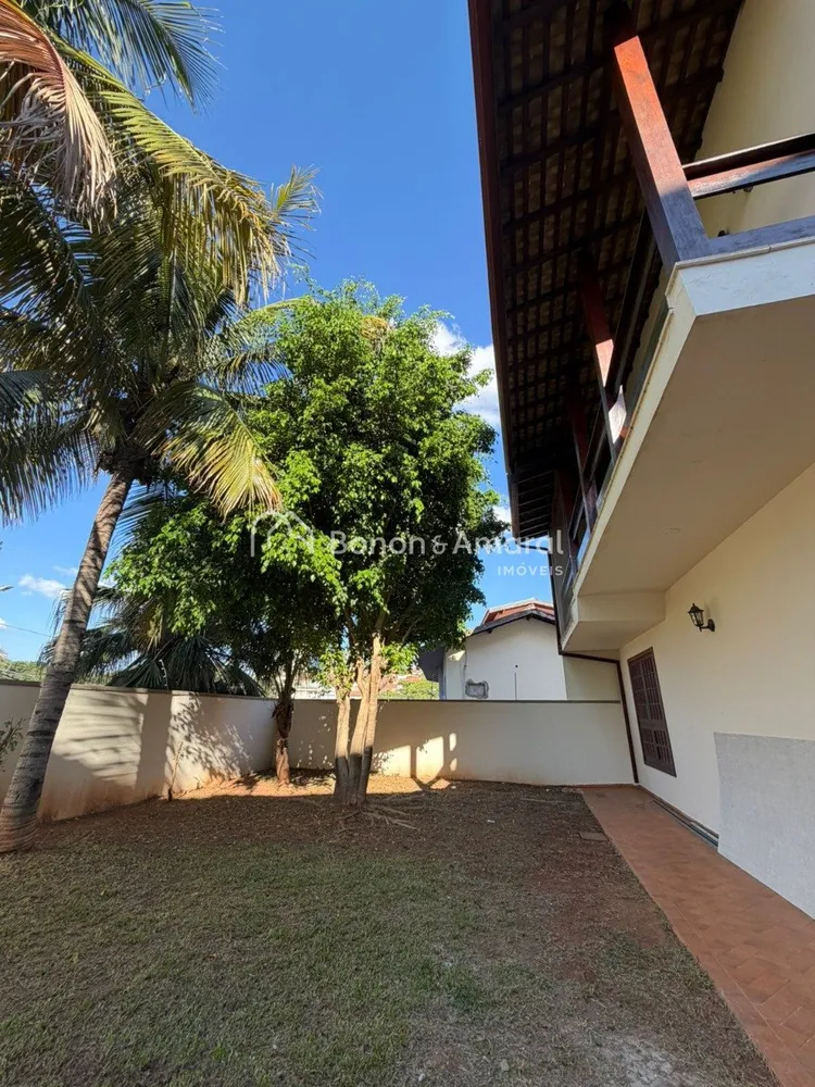 Casa, 4 quartos, 298 m² - Foto 2