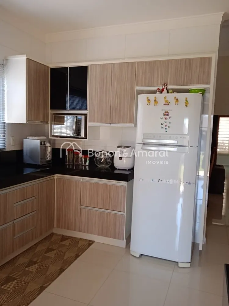 Casa, 3 quartos, 237 m² - Foto 3
