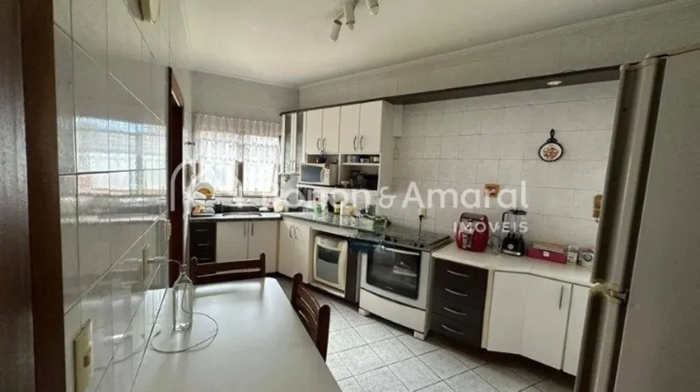 Casa, 3 quartos, 210 m² - Foto 3