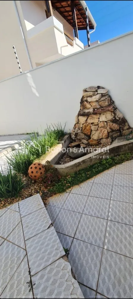 Casa, 5 quartos, 290 m² - Foto 2