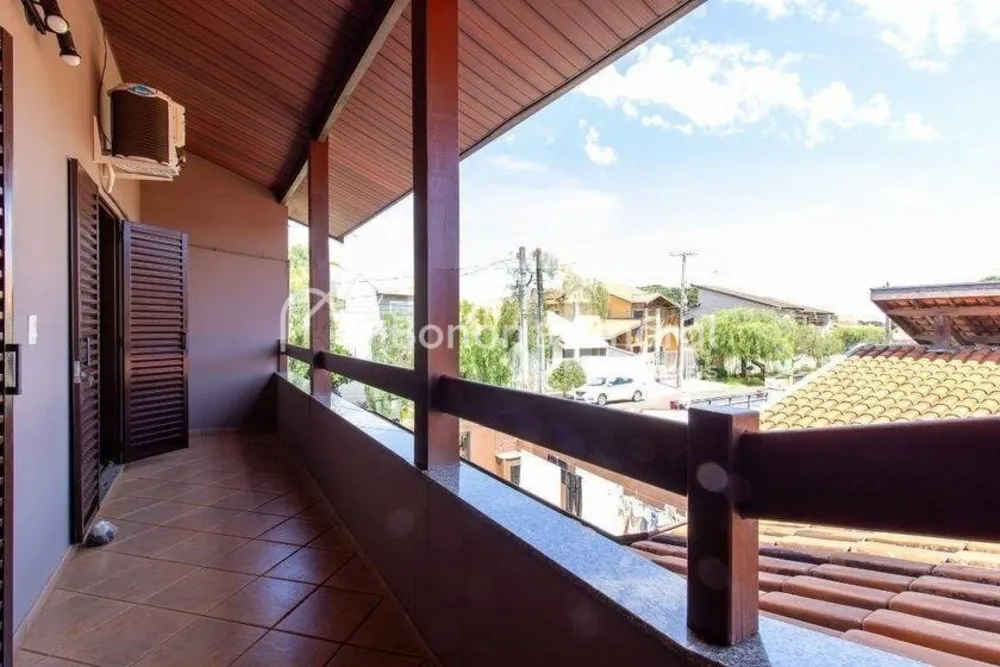 Casa, 5 quartos, 258 m² - Foto 10