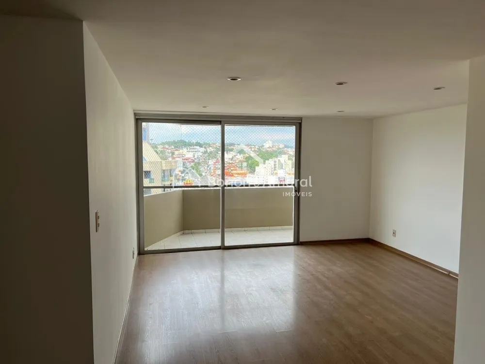 Apartamento, 3 quartos, 168 m² - Foto 1
