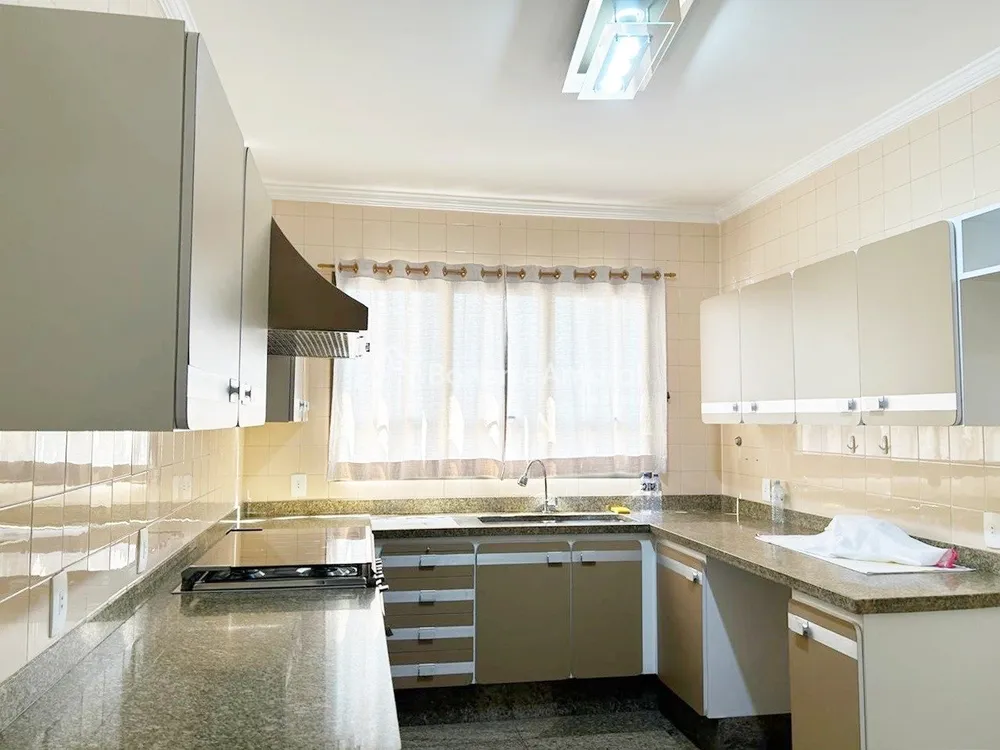 Apartamento, 4 quartos, 208 m² - Foto 2