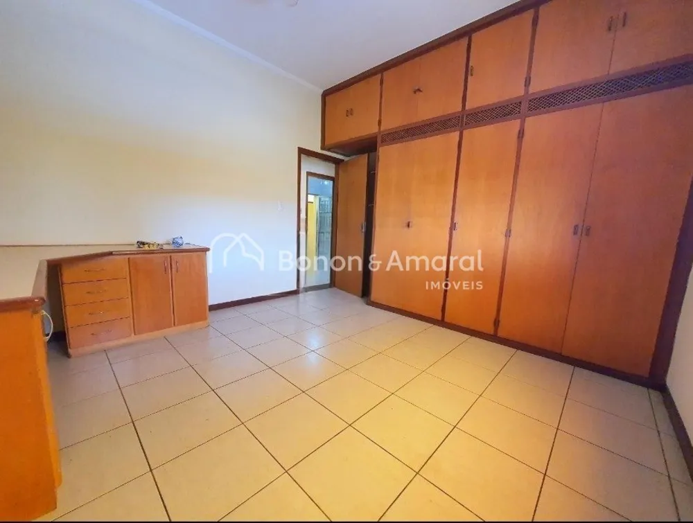 Casa, 3 quartos, 231 m² - Foto 3