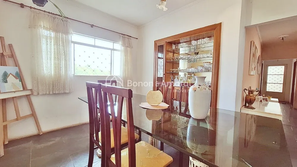 Casa, 4 quartos, 270 m² - Foto 3