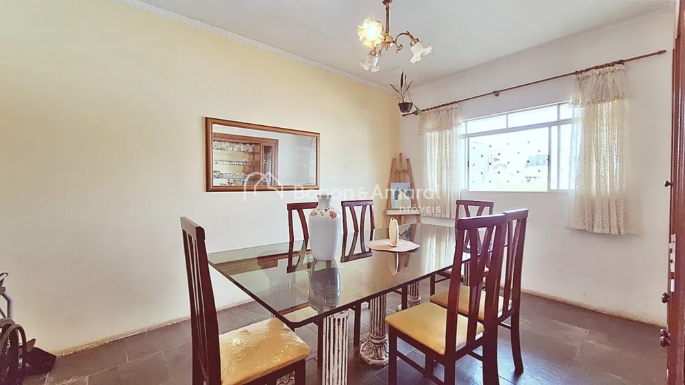 Casa, 4 quartos, 270 m² - Foto 2