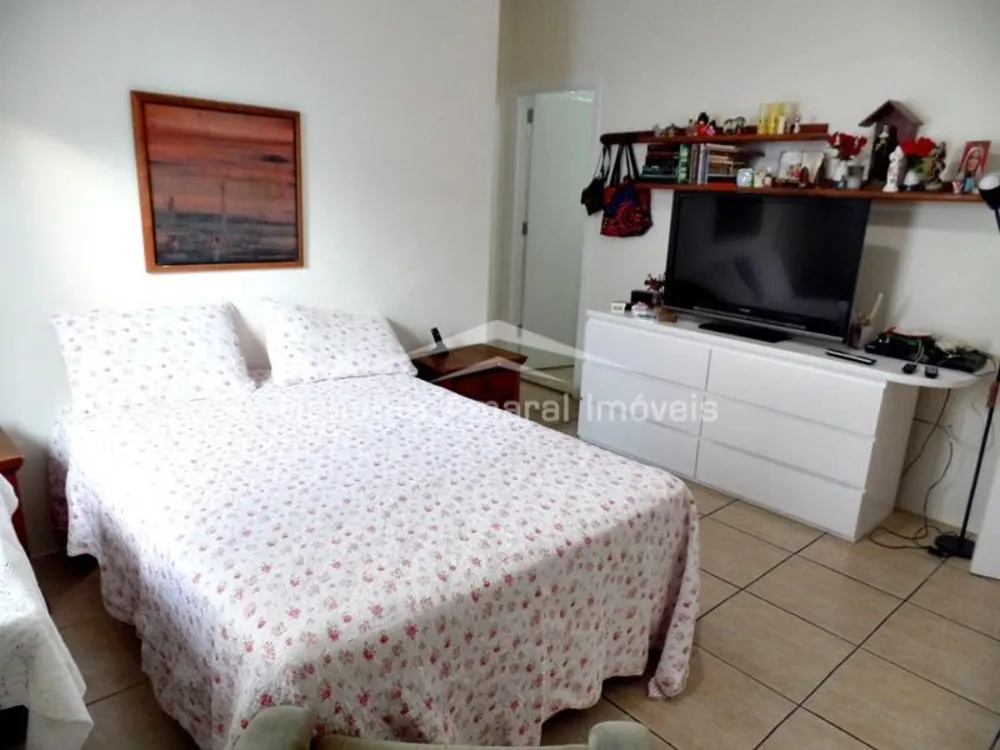Casa, 4 quartos, 204 m² - Foto 3