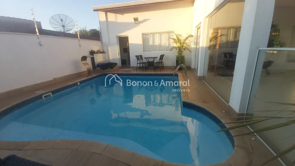 Casa, 3 quartos, 220 m² - Foto 1