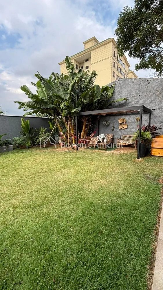 Casa, 3 quartos, 224 m² - Foto 2