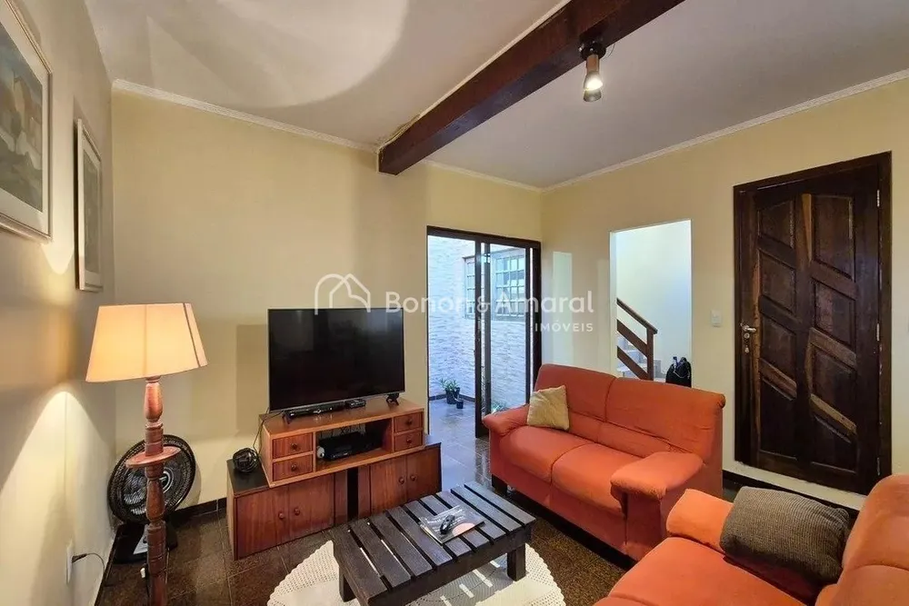 Casa, 4 quartos, 228 m² - Foto 1