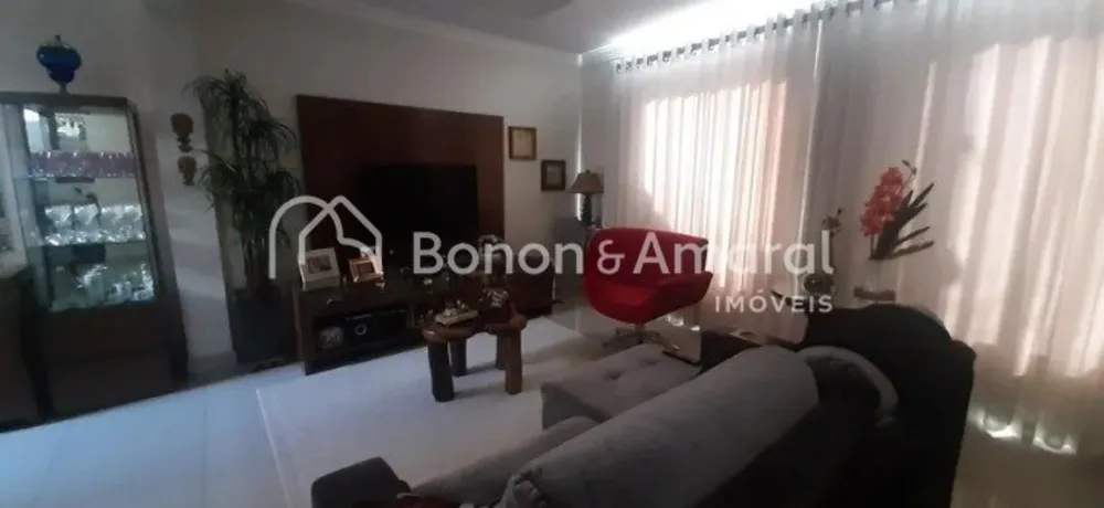 Casa, 3 quartos, 230 m² - Foto 3
